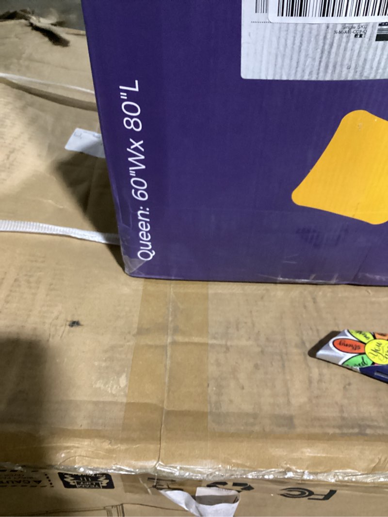 Condition photo showing New/Like New for maxyoyo futon mattress, padded japanese floor mattress quilted mattress topper, extra thick folding 