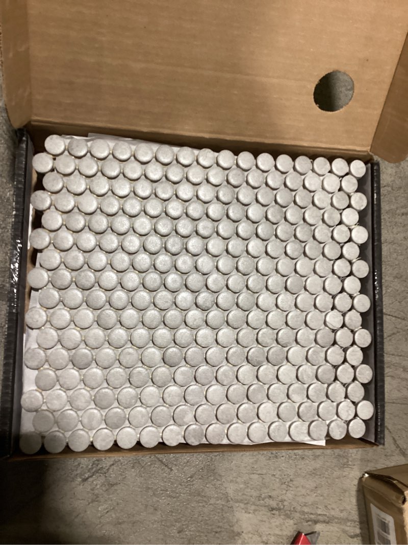 Condition photo showing Good Condition for daltile famed glazed ceramic penny round mosaic in matte glamour (10 pc per carton) (10.6 sqft per carton) glamour 11" x 13" penny round case