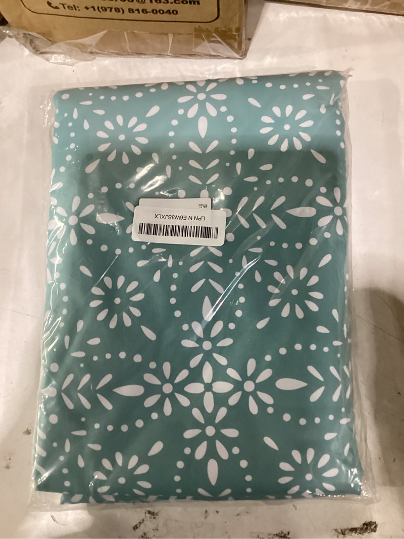 Condition photo showing New/Like New for walrus heavy duty vinyl tablecloth with flannel backing waterproof oil-proof plastic table cloth stain-resistant wipeable table cover for indoor and outdoor (perforated floral,60x84 inch) perforated floral 60" x 84" (rectangular)