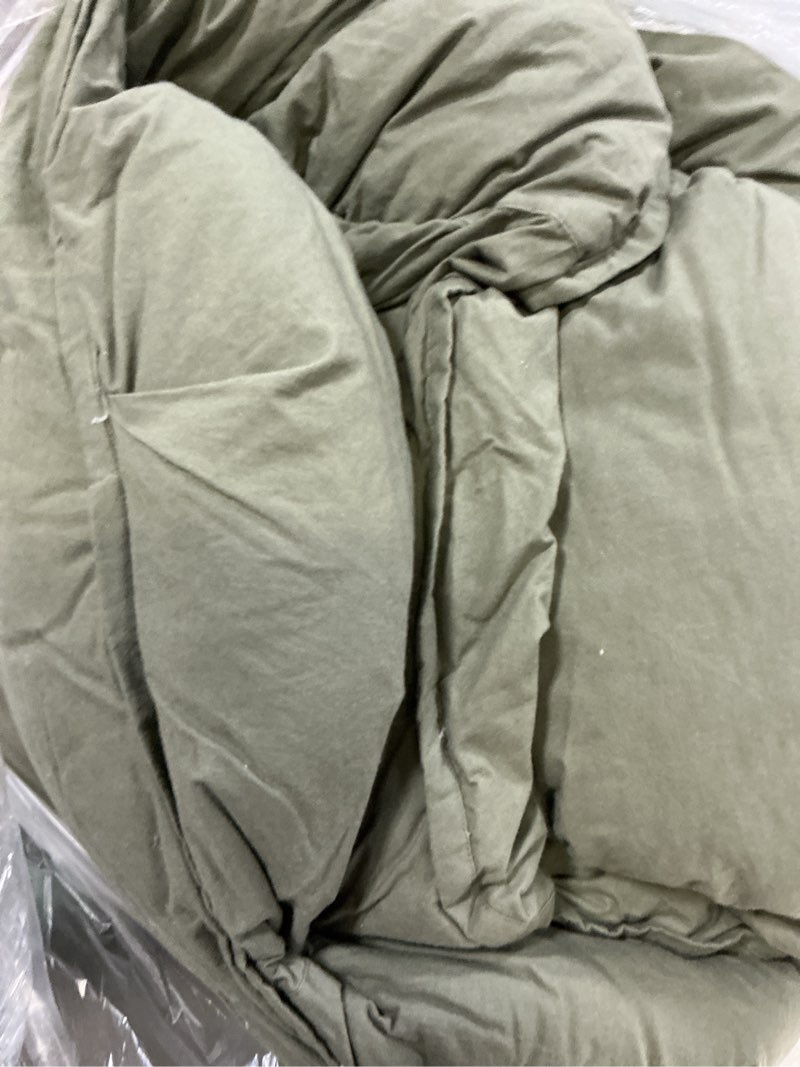 Condition photo showing Good Condition for cotton pintuck comforter, king/cal king, dusty olive