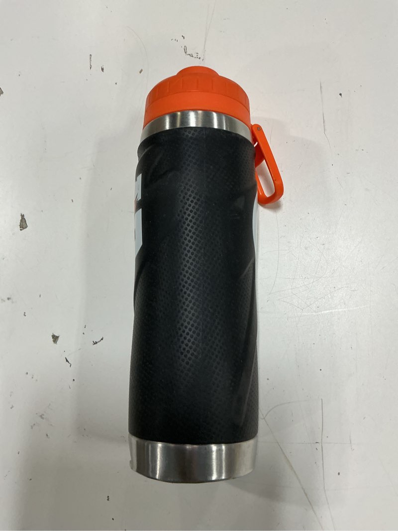 Condition photo showing As Is for gatorade stainless steel sport bottle, black 26 ounces