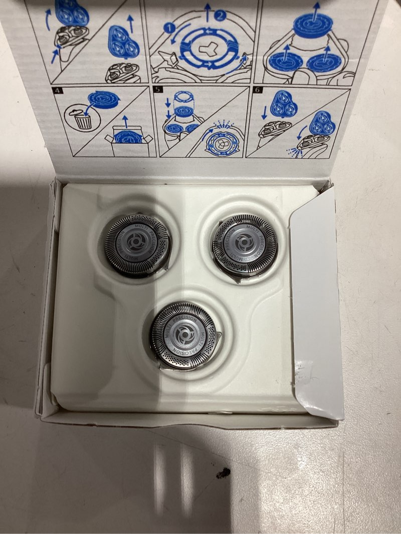 Condition photo showing Good Condition for Philips Norelco SH50/52 Shaving Heads, Compatible with Philips Shavers Series 5000 and 6000, Powerful Performance, Self-Sharpening, 3 Pieces, Model SH50/52 Replaces Model HQ9/50, HQ56/50 and RQ11/50 3 Count (Pack of 1)