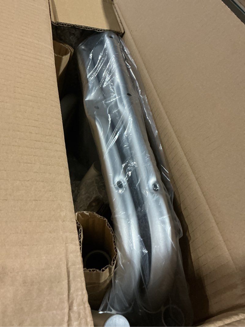 Condition photo showing Good Condition for Bath Chair with Back and Arms Chaise de bain avec dossier et appuis-bras