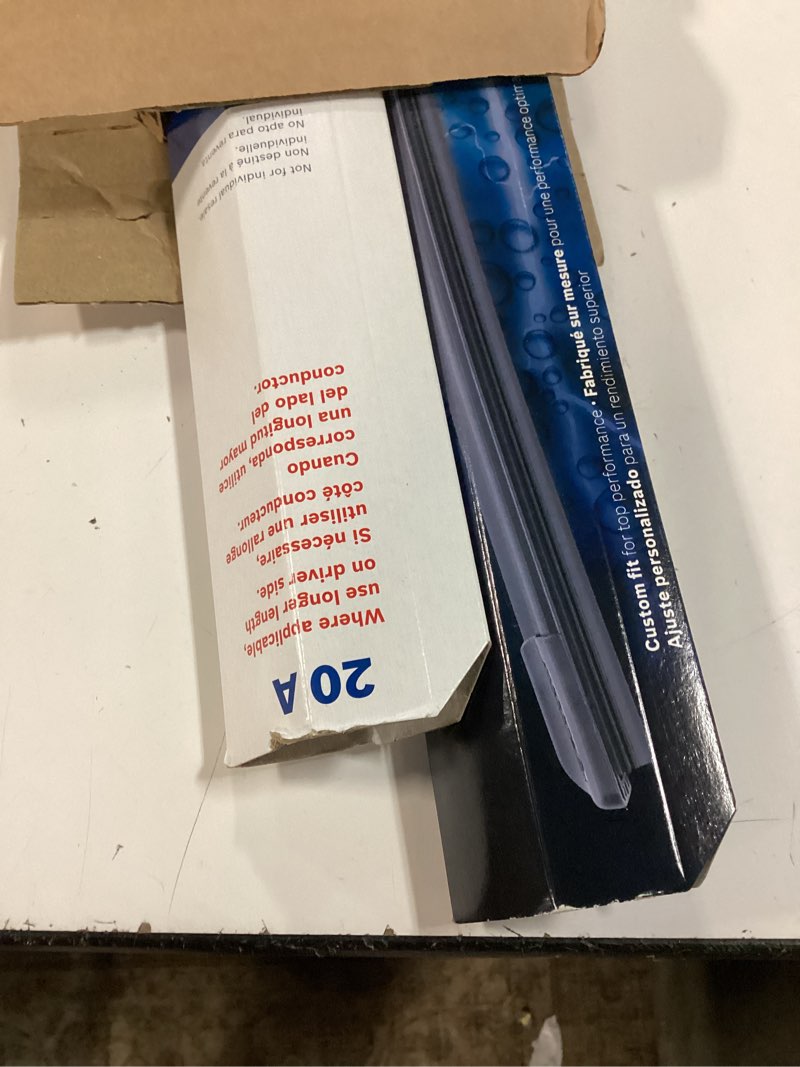 Condition photo showing Good Condition for bosch 24a20a icon beam wiper blades - driver and passenger side - set of 2 blades (24a & 20a) front (24a & 20a) icon combo pack (front)