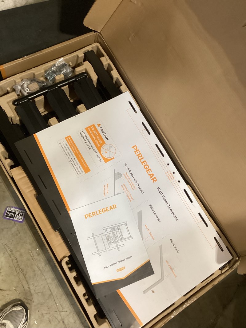Condition photo showing Good Condition for perlegear tv wall mount for 55-65 75 85 90 98 100 120 inch tvs, heavy duty tv mount fits 24?/18?/16?wood studs, preassembled full motion tv mount up to 225lbs, max vesa 900x600mm, pgxlf03b fits 55-120" tvs / max 24" wood stud