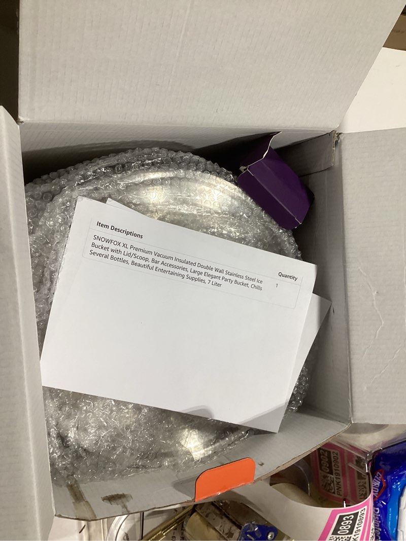 Condition photo showing New/Like New for SNOWFOX XL Premium Vacuum Insulated Double Wall Stainless Steel Ice Bucket with Lid/Scoop, Bar Accessories, Large Elegant Party Bucket, Chills Several Bottles, Beautiful Entertaining Supplies, 7 Liter Stainless Steel 7 L (Scoop)