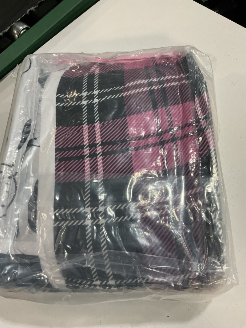 Condition photo showing Good Condition for erosebridal western 7 pcs comforter set twin bed in a bag,bear horse cowboy bedding set,pink geometric buffalo grid quilt,rustic famrhouse sheets dream catcher arrow decor for kids teens bedroom pink twin