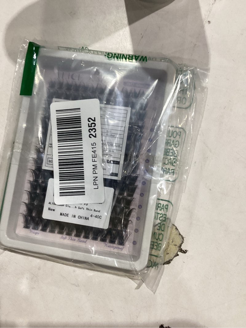 Condition photo showing Good Condition for ALICE Lash Clusters Wispy Eyelash Clusters 10-18mm 168pcs Cluster Eyelash Extensions Natural Volume Lash Extensions DIY Individual Lashes Clusters with Soft Thin Band C - Wispy 01