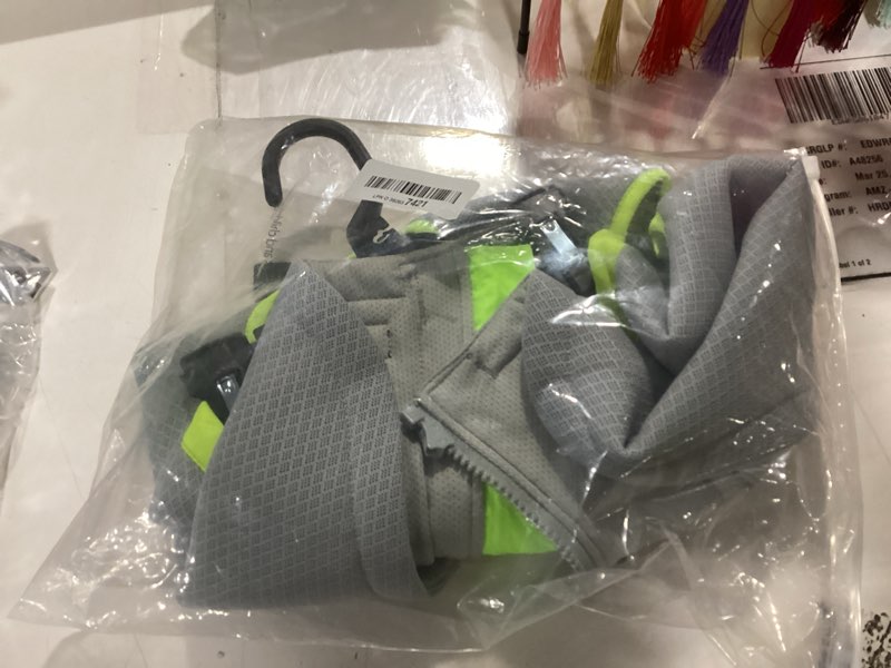 Condition photo showing Good Condition for sgoda dog cooling vest harness cooler jacket grey green large large chest 24.5-28" grey with green