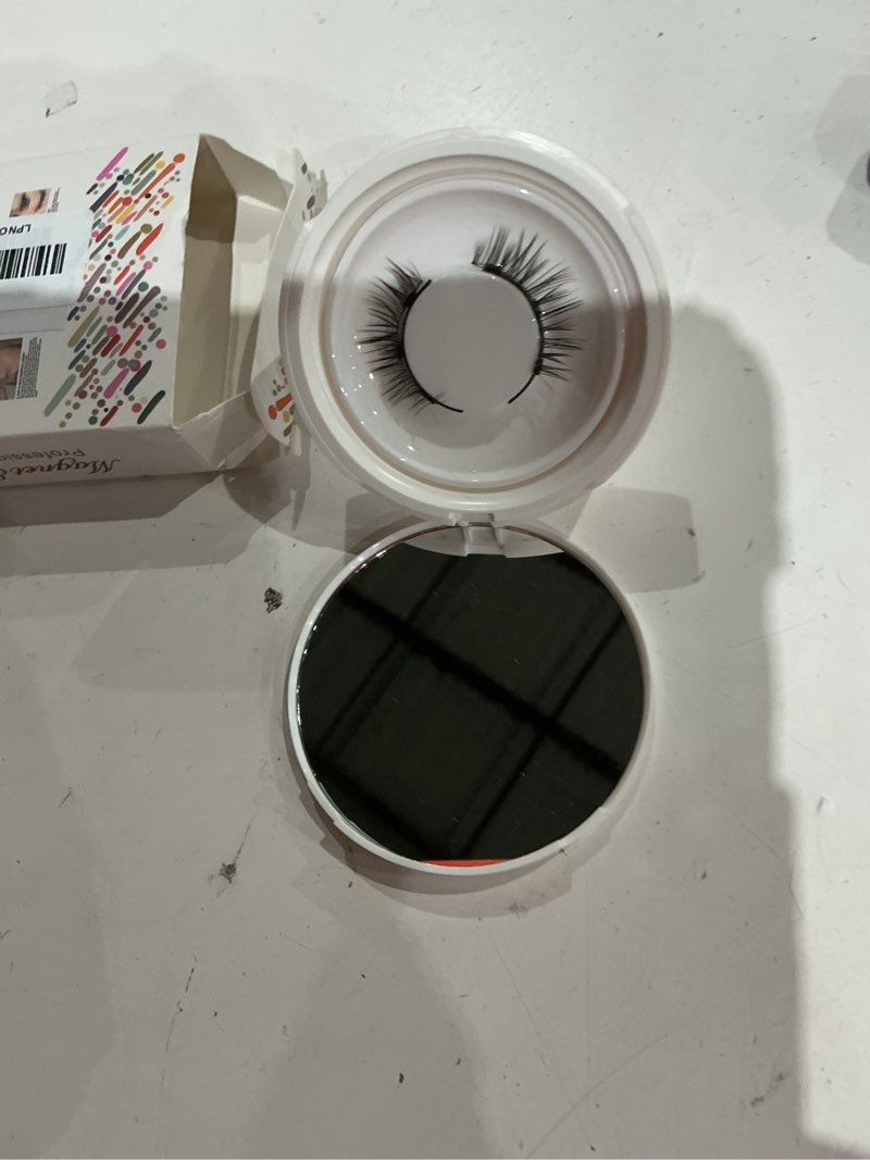 Condition photo showing Good Condition for meylora magnetic lashes,magnetic eyelashes with applicator,reusable magnetic lashes natural look,easy to wear reusable soft lashes kit no glue needed(natural)