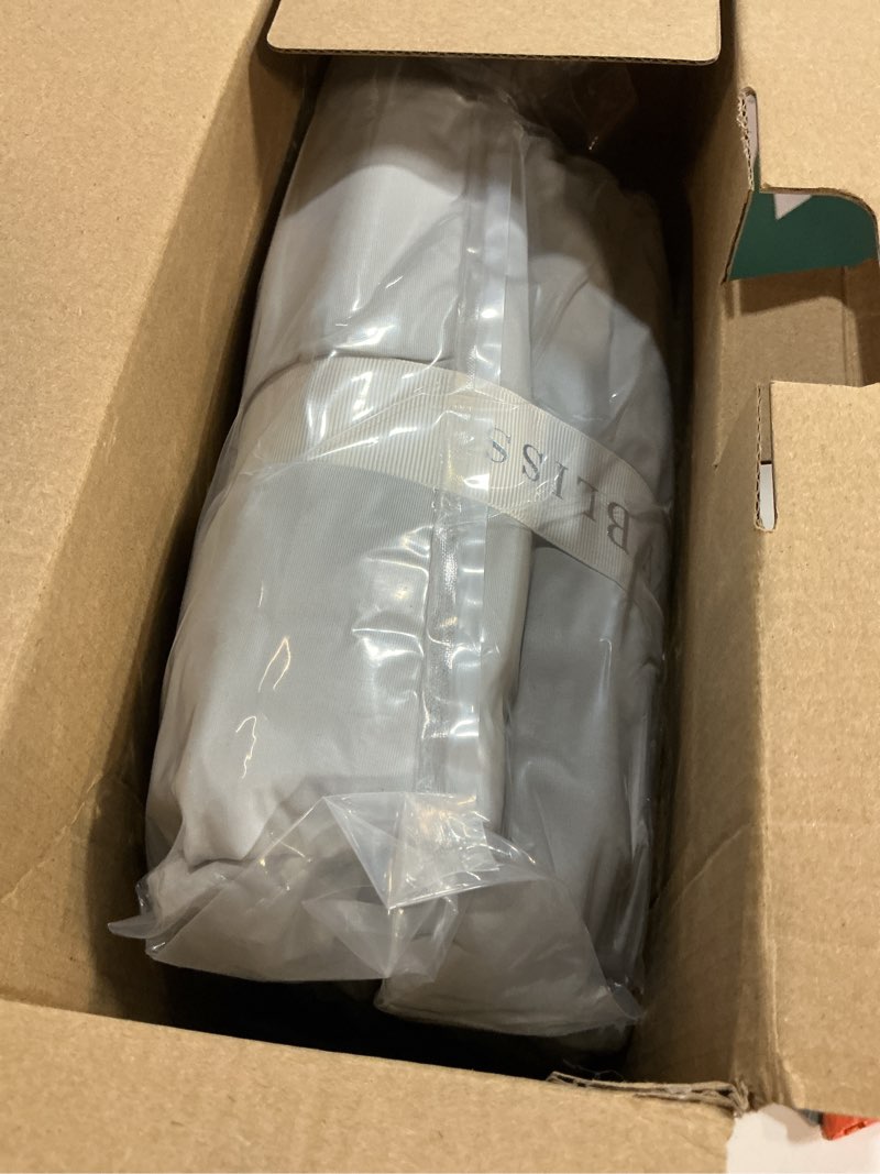 Condition photo showing New/Like New for cozy bliss cooling comforter queen size, cooling blankets for hot sleepers and night sweats, gray summer comforter for queen size bed, breathable soft lightweight silk smooth gray queen(90"*90")