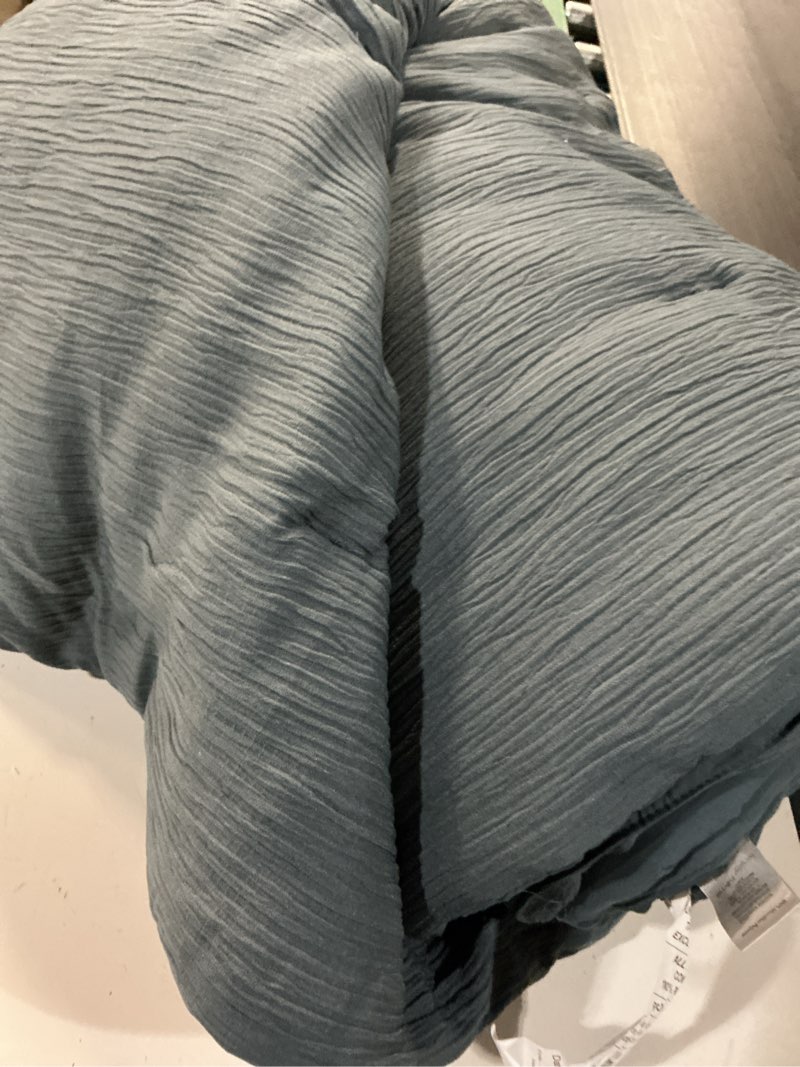 Condition photo showing Good Condition for king size ultra?soft breathable summer bedding, lightweight 100% cotton cover with polyester fill, 1 linen?like comforter