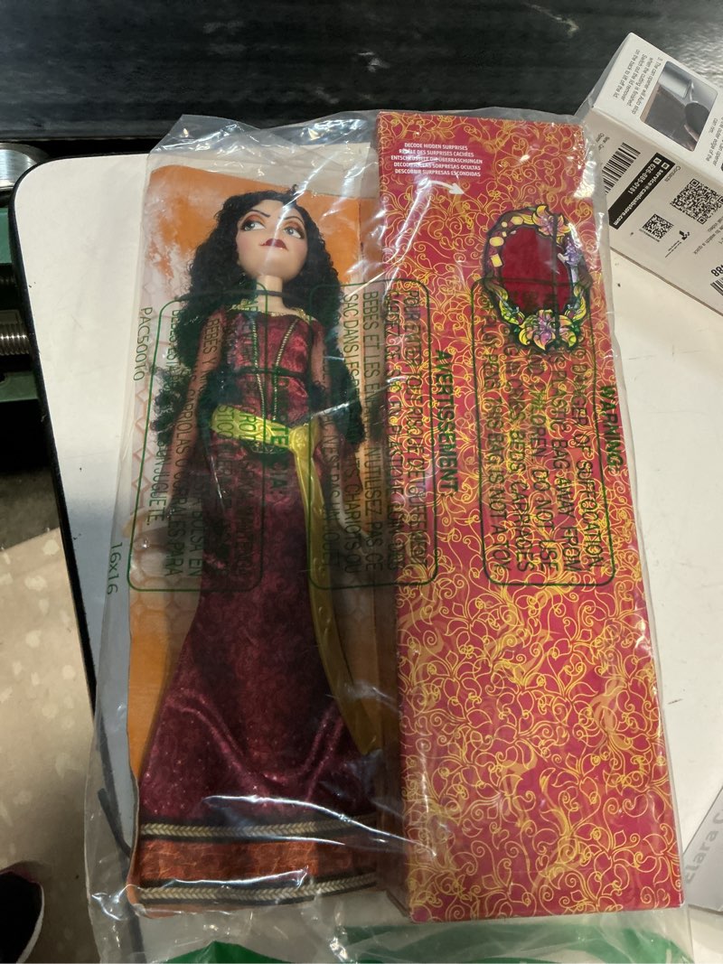 Condition photo showing New/Like New for disney villains mother gothel fashion doll, accessories and removable clothes, disney villains toy for kids 5 years old and up