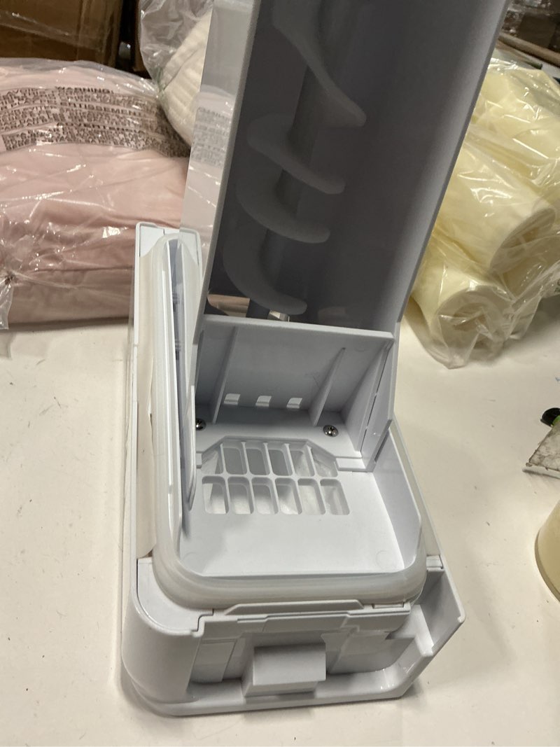 Condition photo showing Good Condition for da97-14474c, da97-14474a ice container, da97-12604d ice bucket compatible with samsung rf25, rf263, rf265, rf28, etc series refrigerators. part number: da97-21040a, ap6034185, etc-1 yr warranty