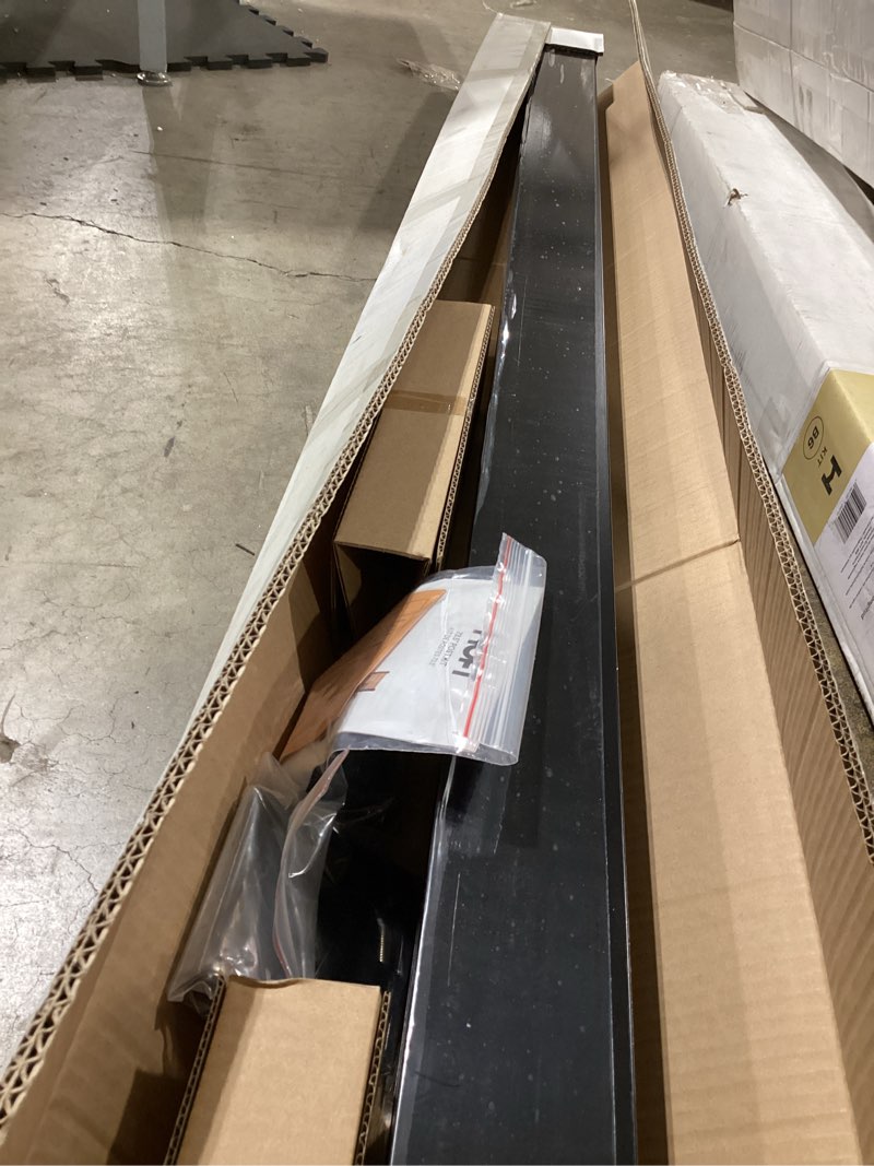 Condition photo showing Good Condition for HOFT Corner Post Kit B6 and Hardware 72-in W x 73.5-in H Black Aluminum Outdoor Privacy Screen