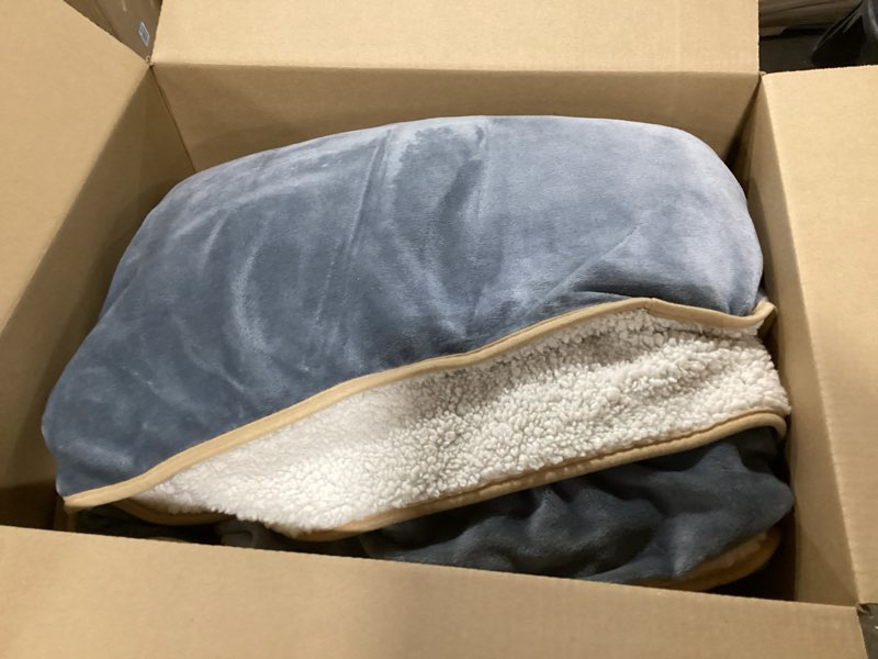 Condition photo showing Good Condition for Bedsure Waterproof Blanket for Bed Intimacy- Sherpa Fleece Waterproof Dog Blankets for Large Dogs, Pet Blankets for Bed/Couch, Soft Plush Reversible Furniture Protector, King Size, 108"x86", Grey King(86x108") Grey