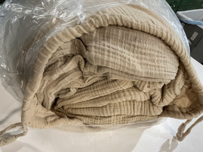 Condition photo showing As Is for quince organic cotton gauze duvet cover set, king/cal king, dune 3pcs