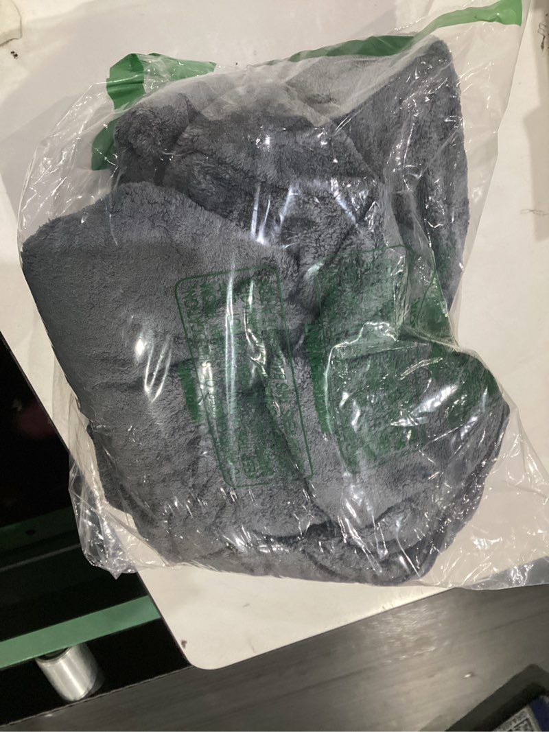 Condition photo showing As Is for Orighty Bath Towels Pack of 2(27'' x 54'') - Soft Feel, Highly Absorbent, Quick Drying Microfiber for Body, Sport, Yoga, SPA, Fitness - Grey Grey 2 Pack Bath Towels