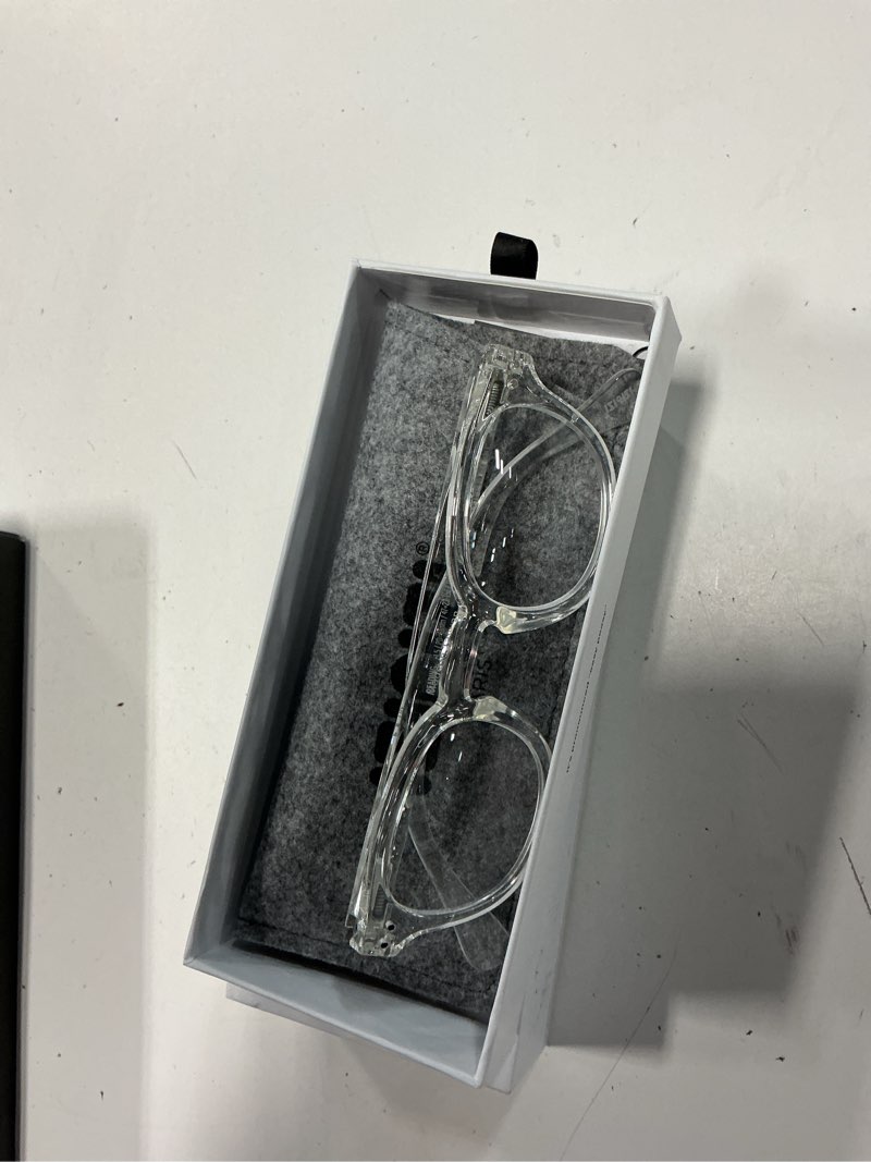 Condition photo showing Good Condition for izipizi reading #c reading glasses for women & men | stylish readers designed in paris, anti-scratch treatment, corrective eyeglasses, lightweight frame crystal 1.5 x