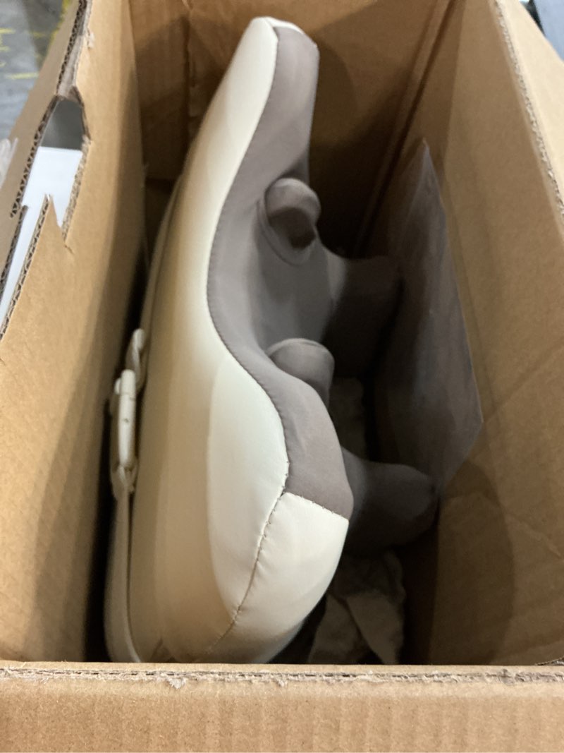 Condition photo showing Good Condition for Hizoo Pillow Type Neck Massager