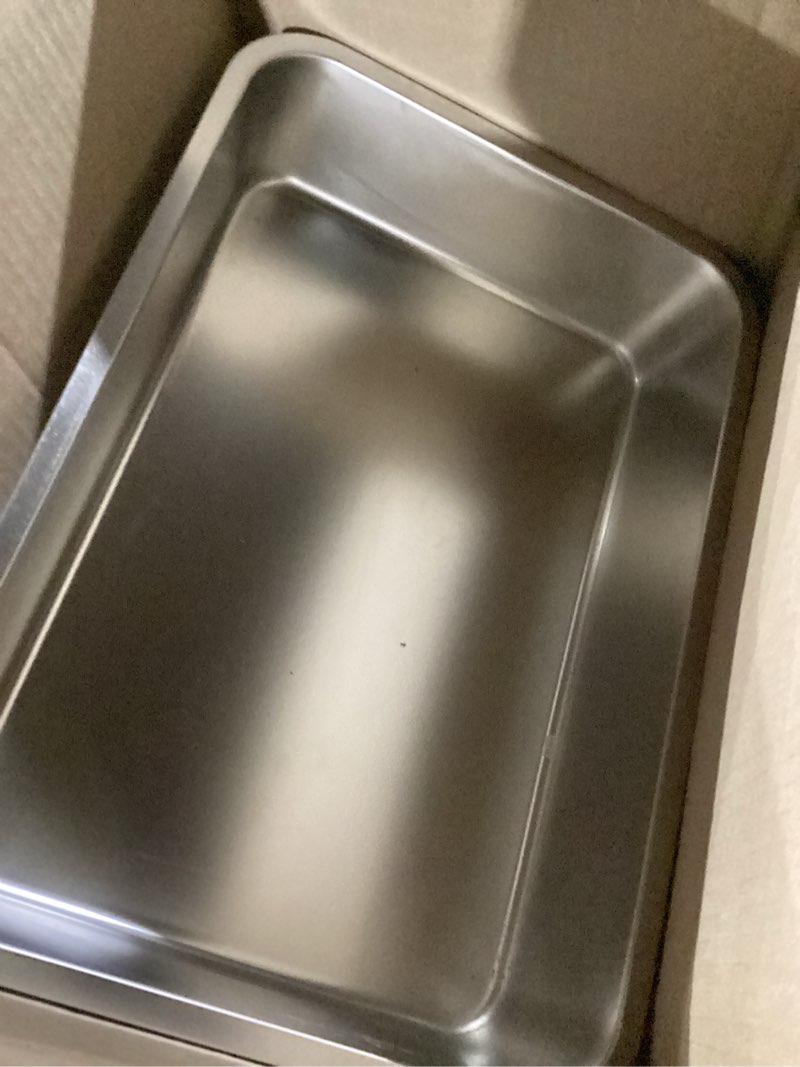 Condition photo showing Good Condition for ikitchen stainless steel cat litter box, large metal litter box for cats, never absorbs odors,stain free, rustproof, non stick smooth surface, anti-slip rubber bottom, 19.5" l x 13.5" w x 4" h 19.5"l x 13.5"w 4" h