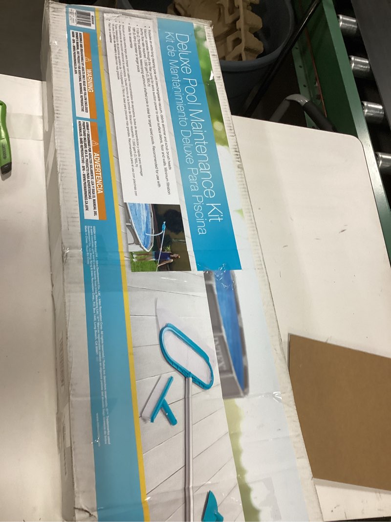 intex 28003e deluxe above ground pool maintenance kit for minimum 800 gph flow rates with vacuum, 110" pole, wall brush and 24' hose (color may vary)