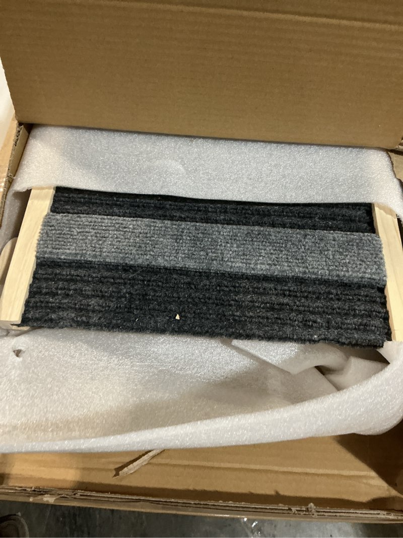 Condition photo showing Good Condition for (Similar) PETKARAY Dog Ramp for Bed, Indoor Dog Step for Couch, Folding Portable Stairs for Small Medium Large Dogs, 47\" Long Adjustable Height 9\"-24\" Pet Ramp, Black