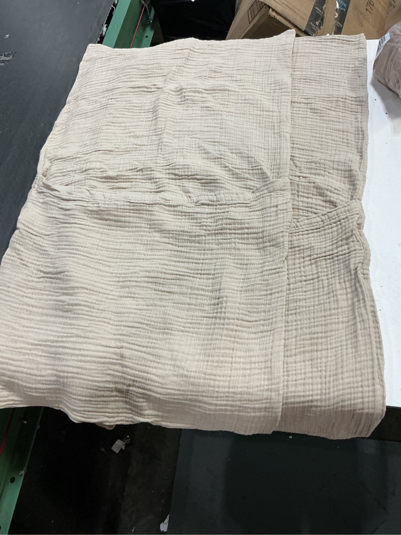 Condition photo showing As Is for organic airy gauze sham set, king/cal king, dune (only cover pillow )