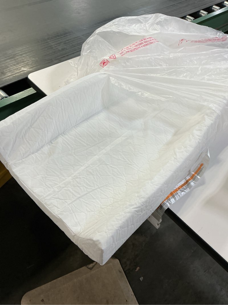 Condition photo showing Good Condition for Ingenuity Contoured Changing Pad – Includes Waterproof Changing Liner and Safety Fastening Strap with Quick-Release Buckle Contoured Pad - Reduced Waste Packaging 1 Count (Pack of 1)