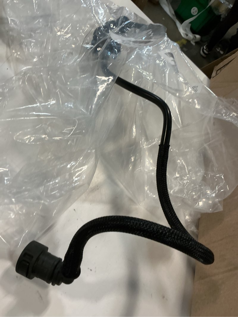 Condition photo showing Good Condition for evap purge valve, carbon canister solenoid valve with tube fit for volvo xc90 xc60 v90 v60 s90 s60, 2016-2021 replace 32312435 32312435 emissions systemevaporator tube pipe hose