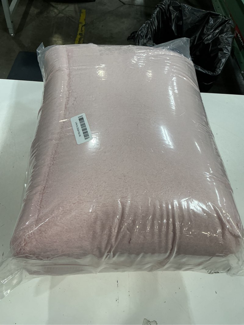 Condition photo showing New/Like New for large area rugs for living room bedroom, 7x10 feet pink rug, minimalist modern shag rug, soft thick comfy memory foam indoor carpet, non-slip washable rug for boys girls dorm nursery room home decor pink 7' x 10' (rectangular)