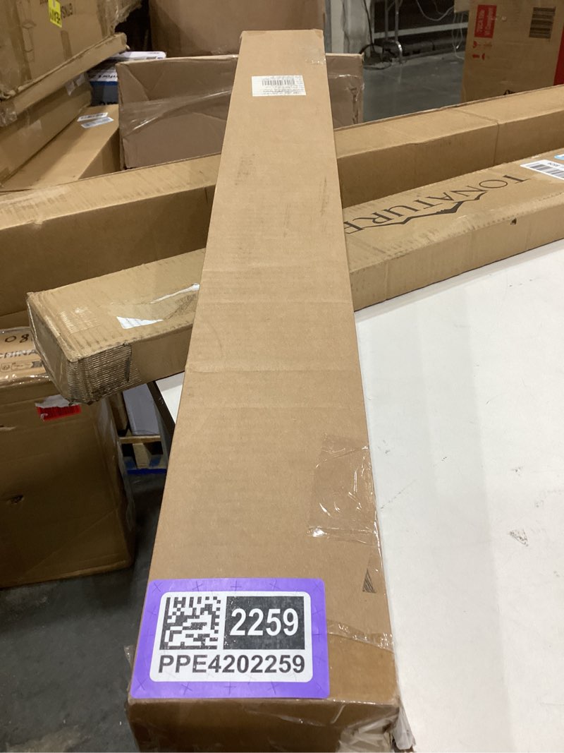 Condition photo showing Good Condition for blinds