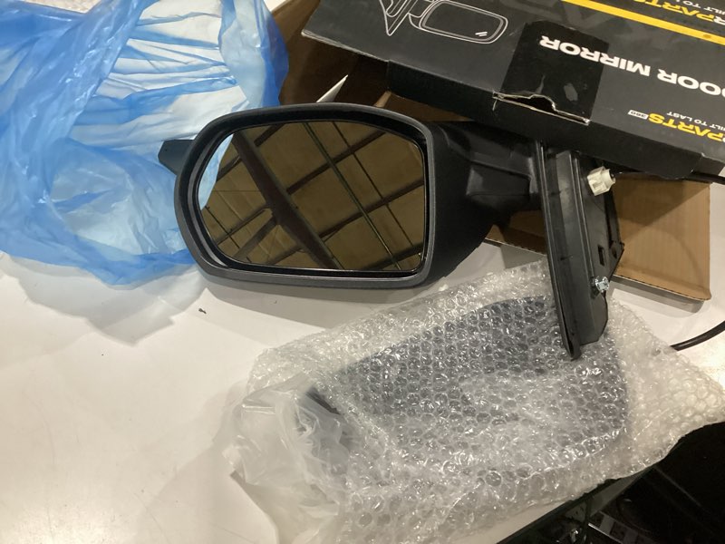 Condition photo showing Good Condition for for honda cr-v 2012 2013 2014 2015 door mirror passenger side | power | non-heated | paint to match | replacement for 76208-t0a-a11 | ho1321268