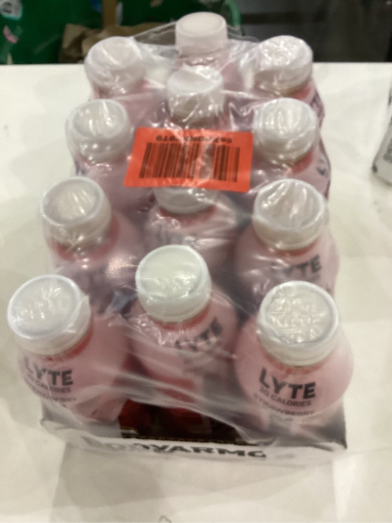 Condition photo showing Good Condition for BODYARMOR LYTE Low-Calorie Sports Drink, Strawberry Banana, Coconut Water, Natural Flavors, Vitamins, Electrolytes, 16 Fl Oz (12 Pack) Lyte Strawberry Banana 16 Ounce (Pack of 12)