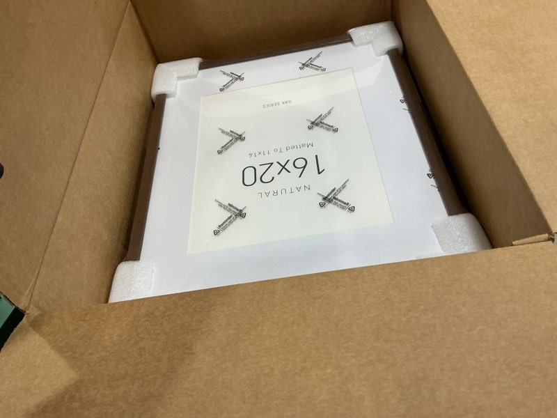 Condition photo showing New/Like New for Minimalist 16x20 Frames with Mat for 11x14, Natural Solid Oak Wood 16x20 Frame, Lightweight for Wall Mounting(Single, Oak) 16"x20" - 1pk Oak