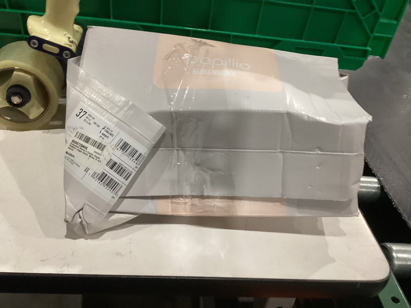 Condition photo showing New/Like New for Birkenstock womens Papillio Florida Platform - Vegan 6-6.5 Narrow Mocca