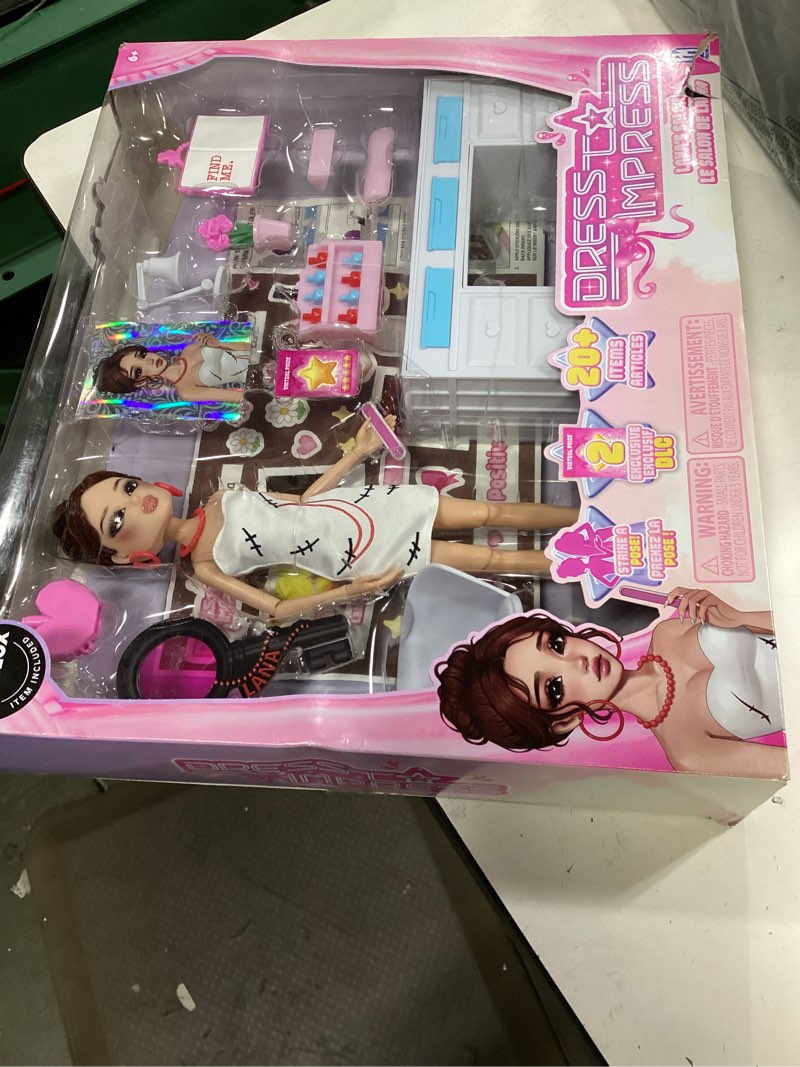 Condition photo showing Good Condition for dress to impress - deluxe fashion doll set - wool