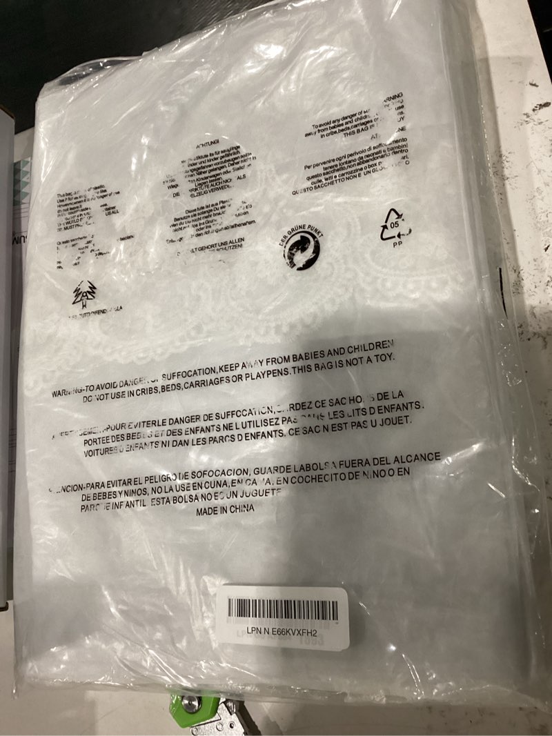 Condition photo showing New/Like New for dimatic clear plastic waterproof tablecloth, vinyl pvc rectangle table cloth with lace macrame, oil spill proof, table cover for dining tables, parties and holidays (white, 60 x 98 inch) white 98" x 60" (rectangular)