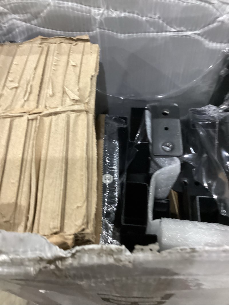 https://lotting-media.assets.bidfta.com/lotting_1c3c63f4-2f38-4d5f-9a15-f68914f6788e