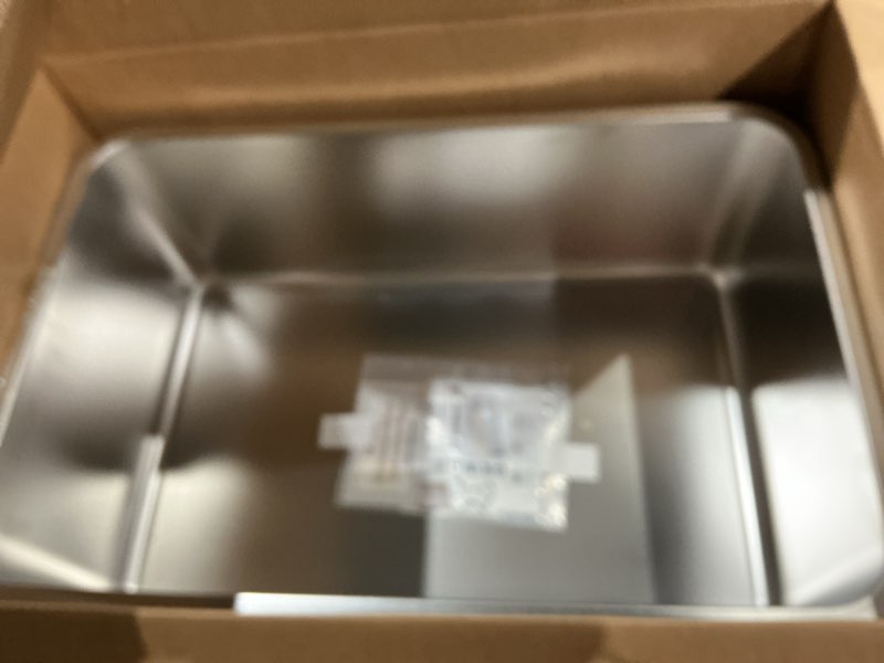 Condition photo showing Good Condition for stainless steel litter box, large metal cat litter box with high sided for big and small cats, kitty litter boxes, non-stick, easy to clean, odor-free, cat toilet?litterbox valuepro series?no handle? 23.4"l×15.6"w×7.8"h