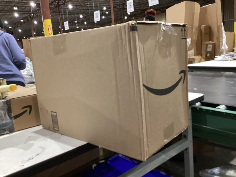 Condition photo showing Good Condition for Yunlly Artificial Rose Candle Rings Wreaths 3 Inch Wedding Centerpiece LED Flameless Candles Eucalyptus Rings for Centerpiece for Tables Party Valentine Mother's Day Decoration(White,20 Pcs) White 20