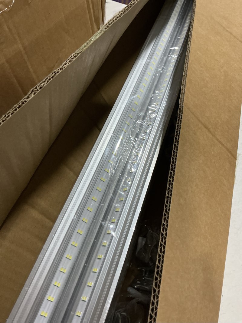 Condition photo showing Good Condition for xlnyuui led shop lights, 4ft led light 50w 6500k 7000lm daylight,led garage light,linkable clear cover integrated v-shape for garage warehouse workbench workshop(4-pack) 4ft 4pack