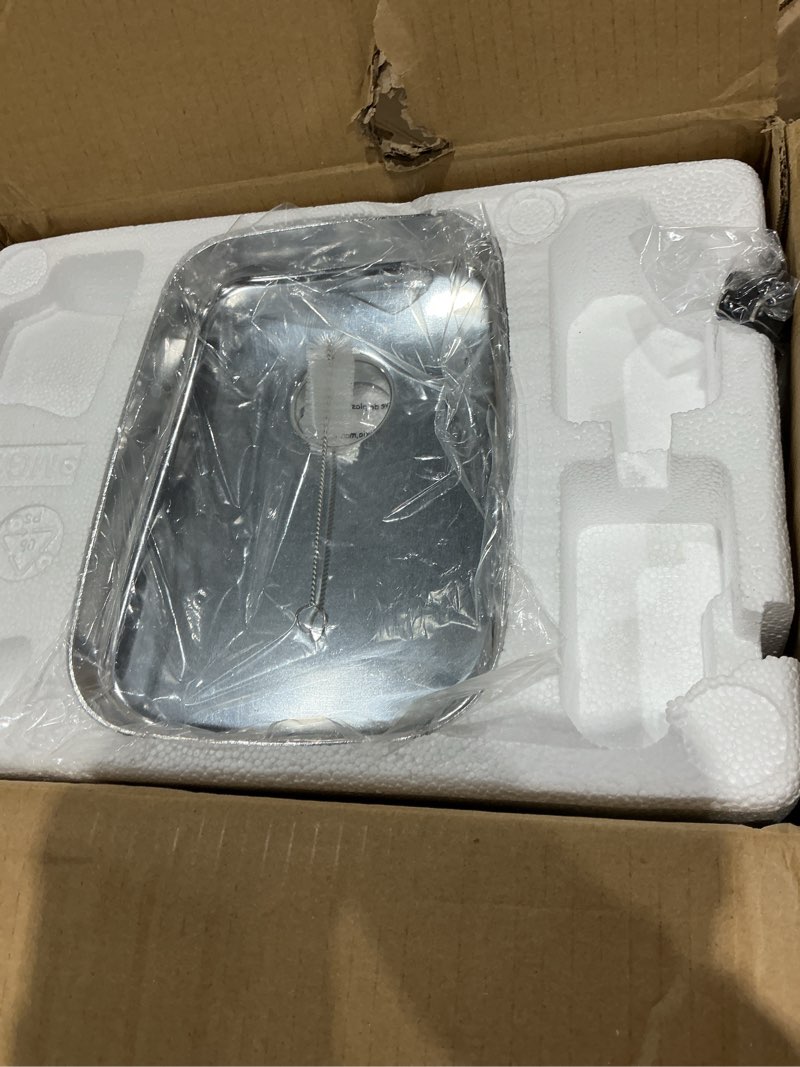 Condition photo showing Good Condition for #8 meat grinder, [3200w max] electric heavy duty sausage stuff with 2 stainless steel blades and 3 grinding plates, sausage tube & kibbe kit, for commercial & home use mg104-b&s