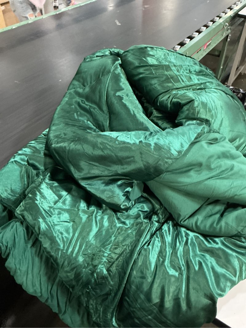 Condition photo showing As Is for mr&hm king size comforter set dark green, reversible satin microfiber comforter set for all seasons, 3 pieces non-slip silky soft bedding sets with 1 comforter (104"x90") and 2 pillowcases (20"x36") 08- dark green classic king