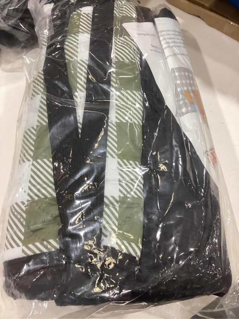 Condition photo showing Good Condition for tigejoy extra large picnic blanket waterproof foldable 80''x80'', outdoor picnic mat beach blanket sandproof for park, grass, travel, hiking, camping essentials, gingham picnic blanket green 6'8" x 6'8" (rectangular)