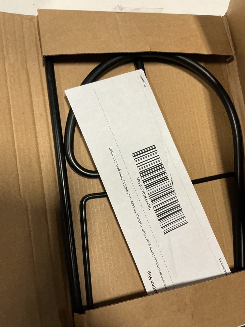 Condition photo showing Good Condition for feed garden adjustable 32 inch small shepherd hooks for outdoor, garden hooks for lanterns, sheperd hook for hanging plants, bird feeders, solar lights, mason jars, weddings decor,1 pack 32inch-1pcs