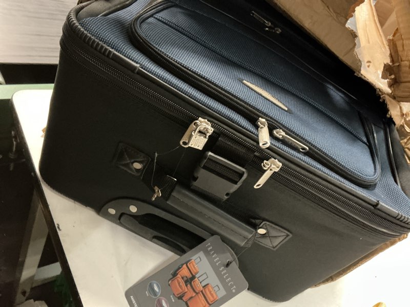 Condition photo showing Good Condition for travel select amsterdam softside expandable luggage with rolling wheels, navy, 29-inch large 29-inch large navy