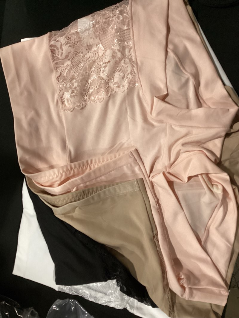 Condition photo showing Good Condition for women's underwear lace seamless invisible no show briefs soft breathable panties women's sexy low-rise panties black+rose+pink+white medium