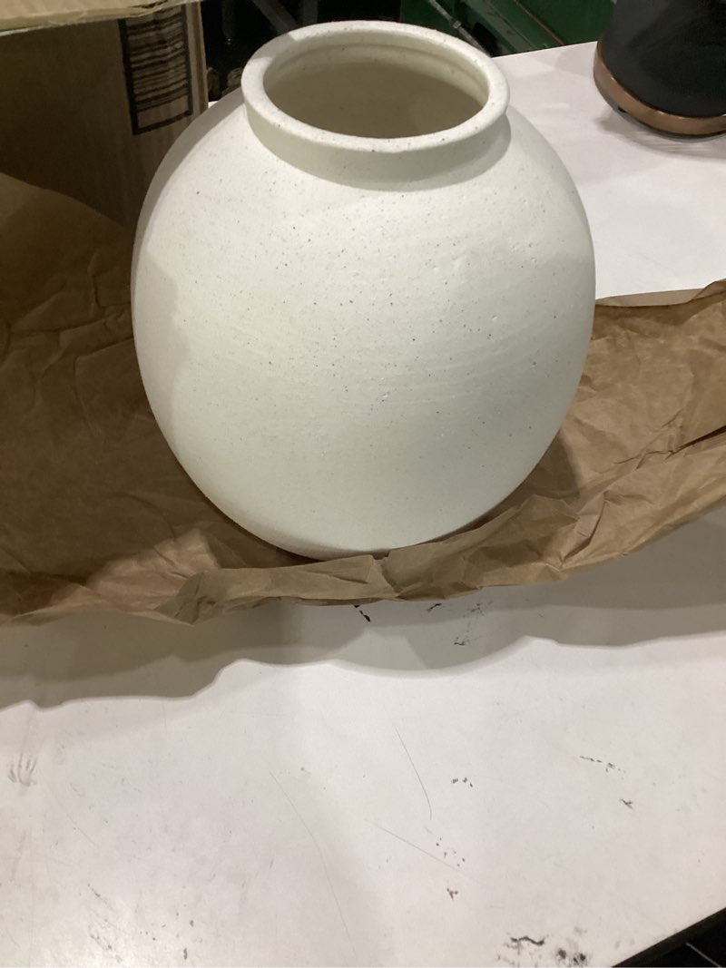 Condition photo showing Good Condition for large white ceramic vase - 9.8 inch rustic farmhouse flower vase for home decor, minimalist tall vases for living room, table, bathroom, holiday & weddings (sandstone white)