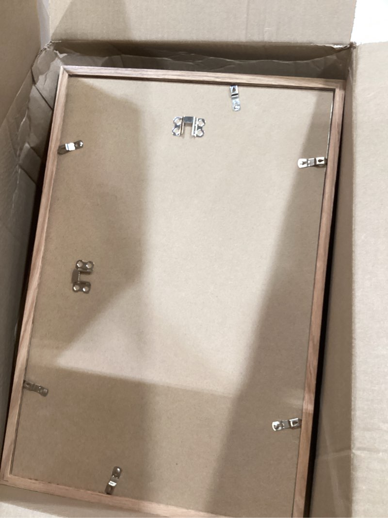 Condition photo showing Good Condition for puthiac 12x18 solid oak wood picture frame, fits 8x12 with mat or 12x18 without mat, wall display only, vertical or horizontal, plexi front, 1 pack, natural oak beige-1p 12x18